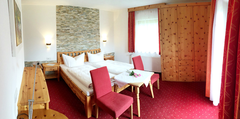 Ferienwohnung Tirol – Wohnbereich
